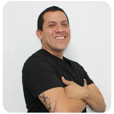 DR. CHRISTIAN CORRALES